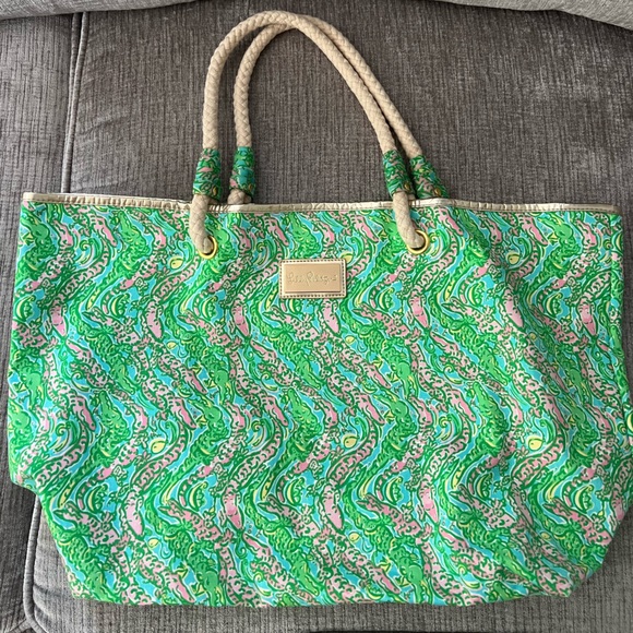 LILLY PULITZER Chomp Chomp Alligator Canvas Shoreline Large Beach ToteBag Spring - Picture 12 of 12